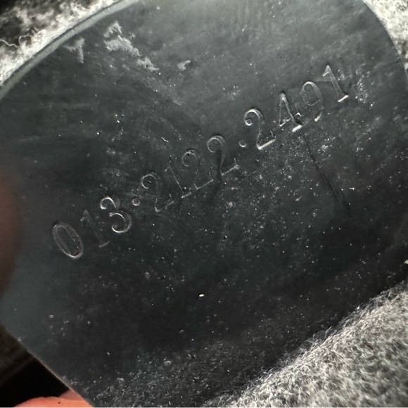 Vintage Gucci travel/makeup case with COA - Picture 9 of 11